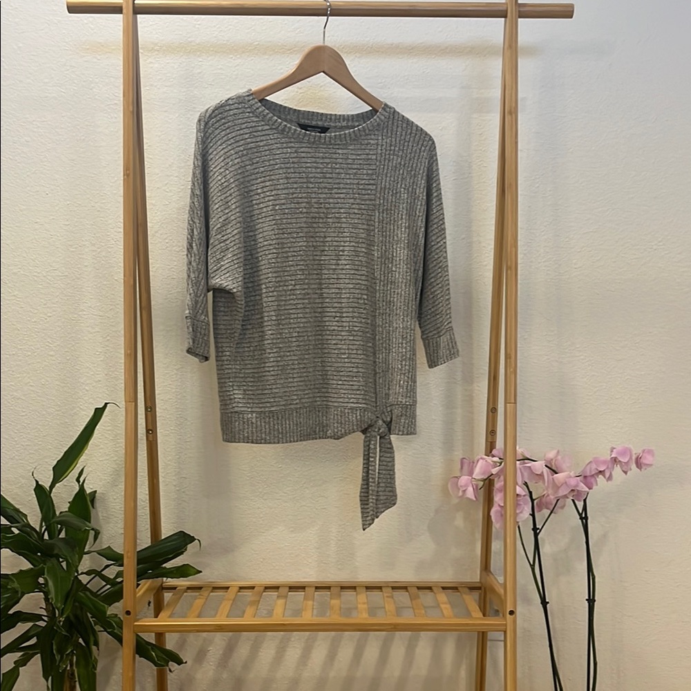 Simply Vera Vera Wang Gray Crew Neck Sweater